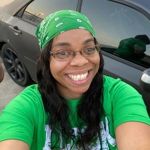 Meet your Posher, Domonique